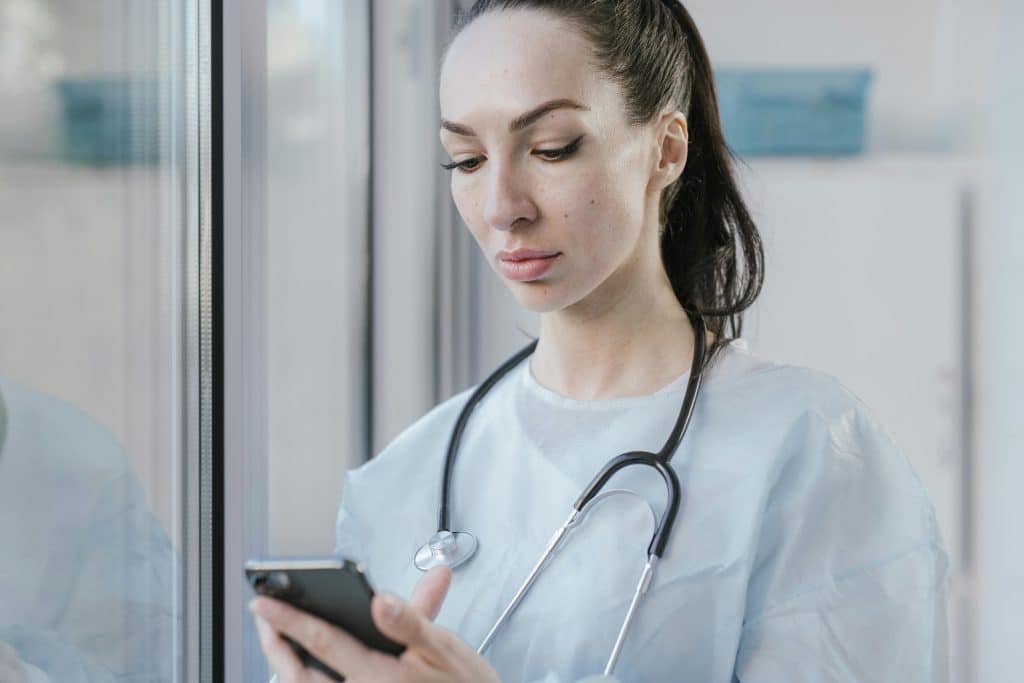 Virtual Health Assistant picture of a female doctor