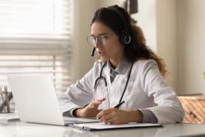 cost benefits of virtual medical receptionists doctor using technology