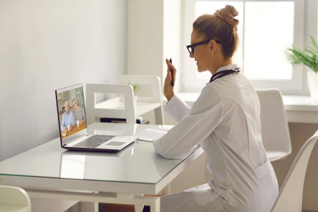 patient satisfaction with a virtual medical receptionist, doctor video calling patient