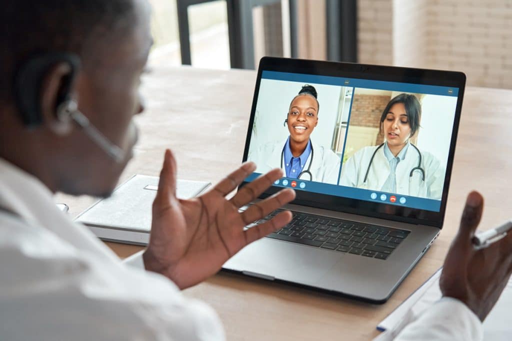 practice management with virtual medical receptionists, doctors virtual meeting