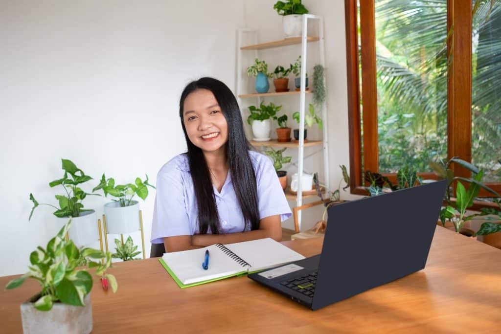 medical assistant jobs from home, female VA working at home