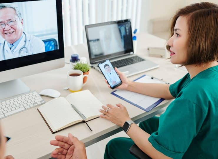 virtual dental receptionist talking with doctor virtually