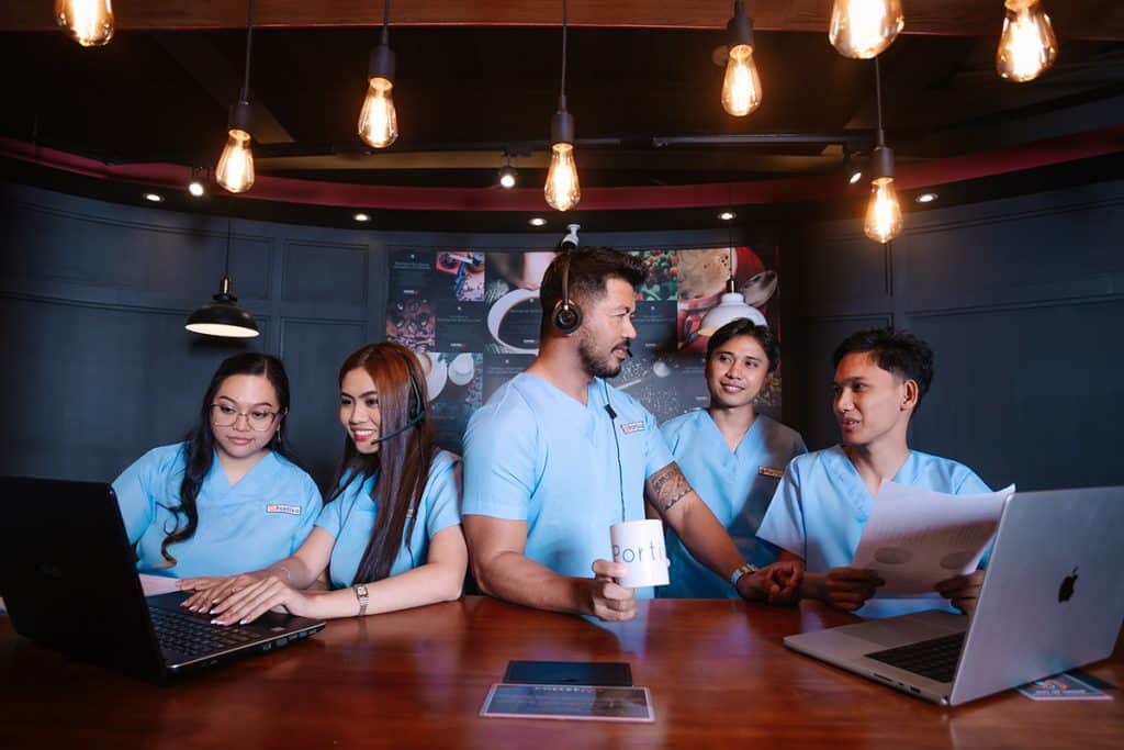 Executive Assistant vs Virtual Assistant: Key Differences